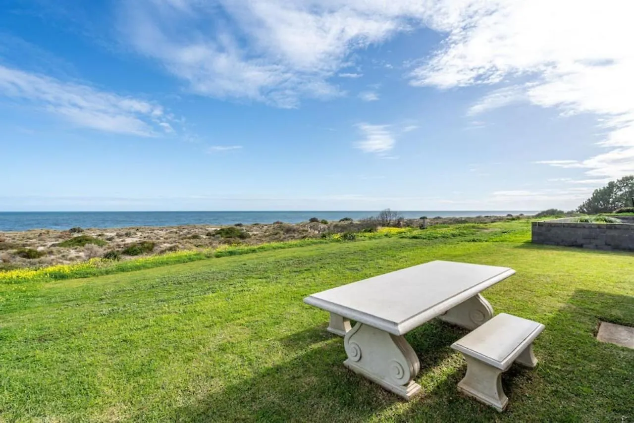 The Breeze At Tennyson Grange 0*,  Australia