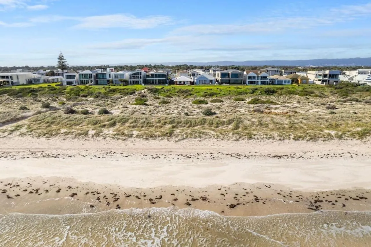 Holiday home The Breeze At Tennyson Grange Australia